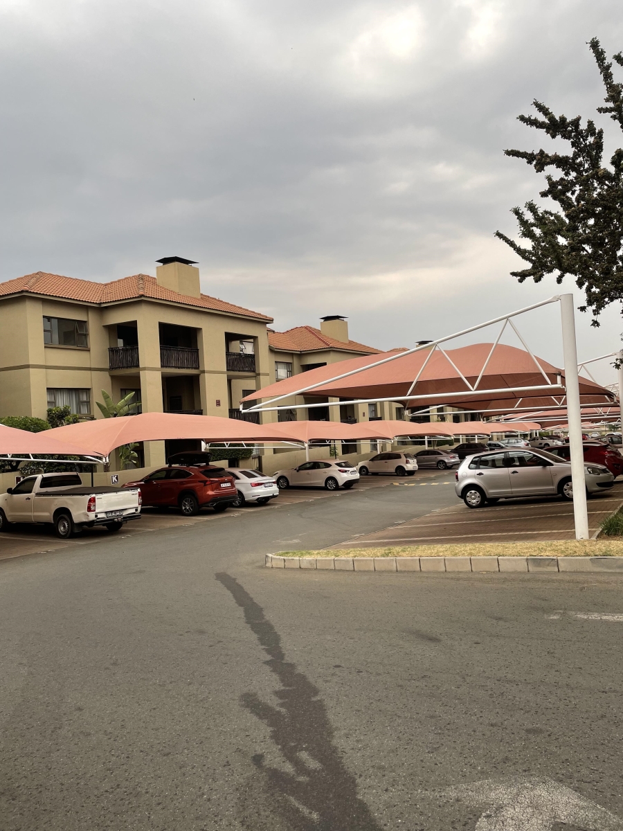 2 Bedroom Property for Sale in Fourways Gauteng