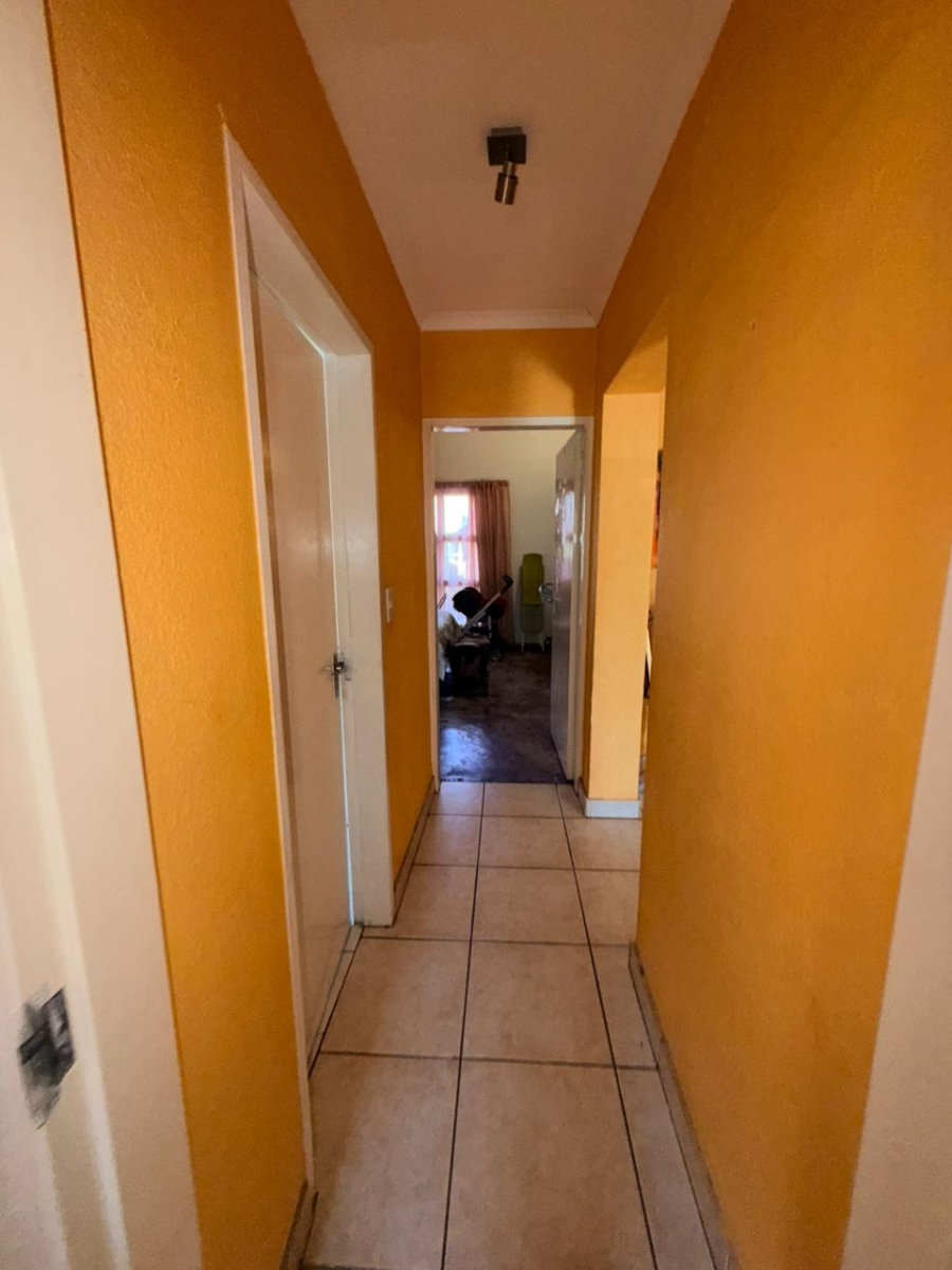 2 Bedroom Property for Sale in Kibler Park Gauteng