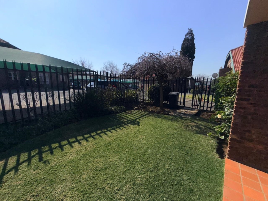 2 Bedroom Property for Sale in Kibler Park Gauteng