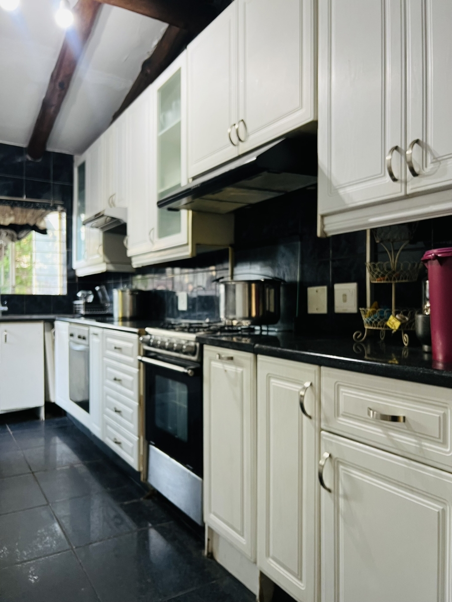 9 Bedroom Property for Sale in Randpark Ridge Gauteng