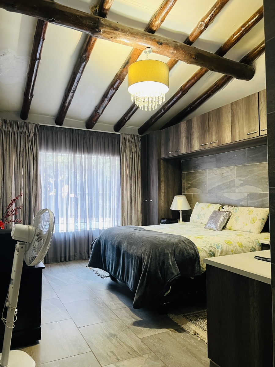 9 Bedroom Property for Sale in Randpark Ridge Gauteng