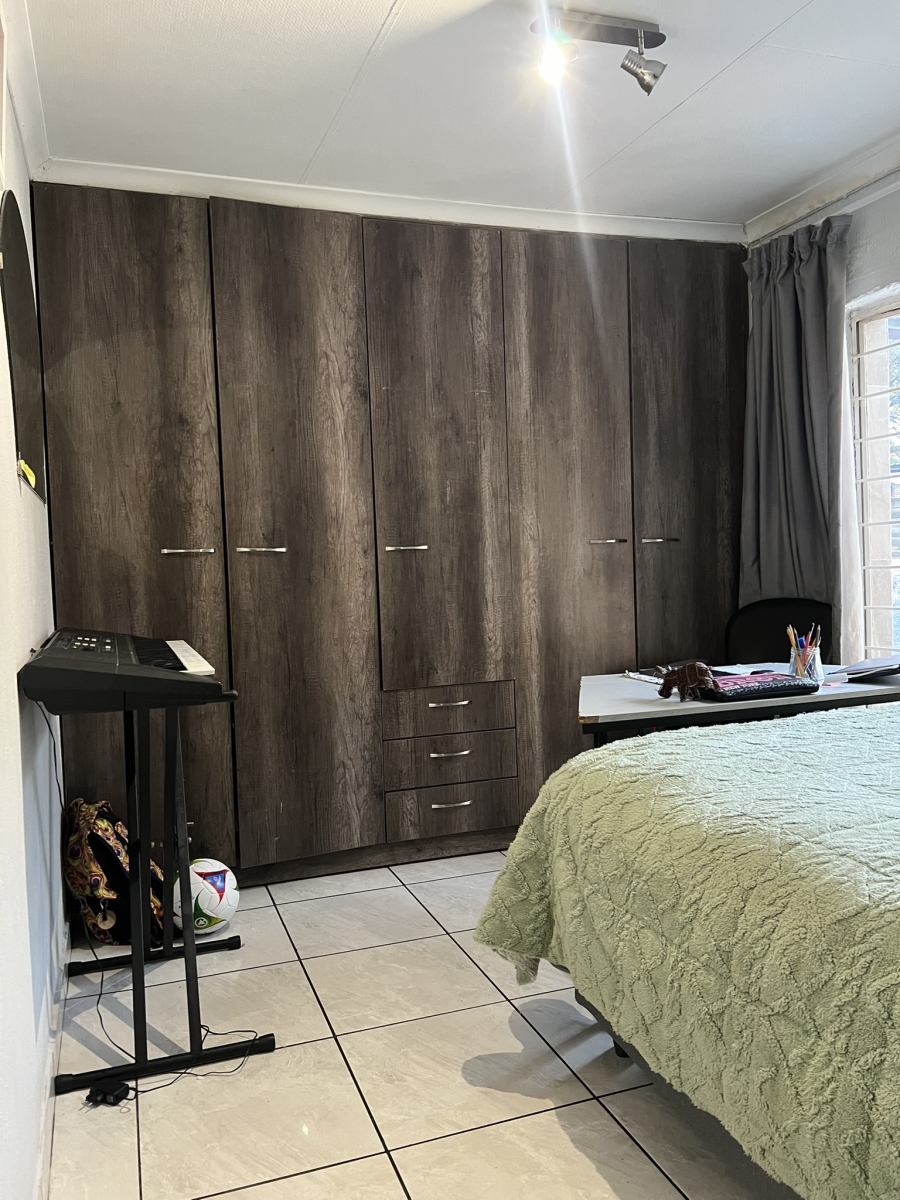 9 Bedroom Property for Sale in Randpark Ridge Gauteng