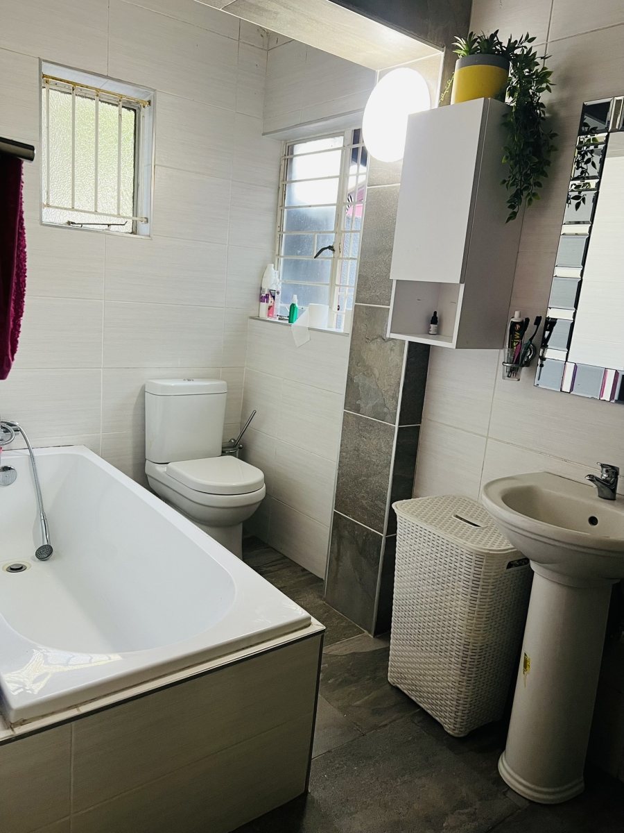 9 Bedroom Property for Sale in Randpark Ridge Gauteng