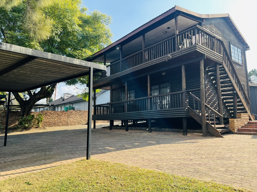 9 Bedroom Property for Sale in Randpark Ridge Gauteng