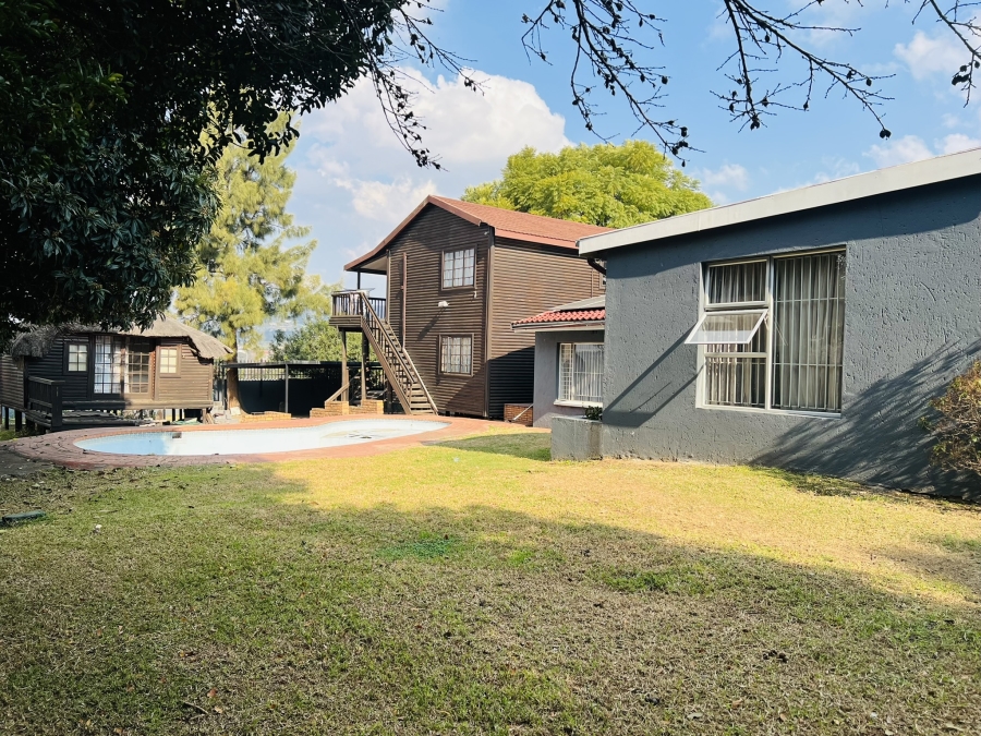9 Bedroom Property for Sale in Randpark Ridge Gauteng