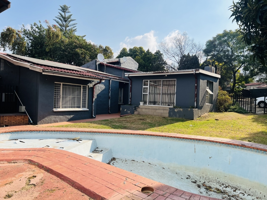 9 Bedroom Property for Sale in Randpark Ridge Gauteng