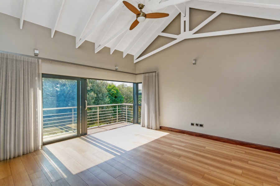 5 Bedroom Property for Sale in Waterfall Country Estate Gauteng