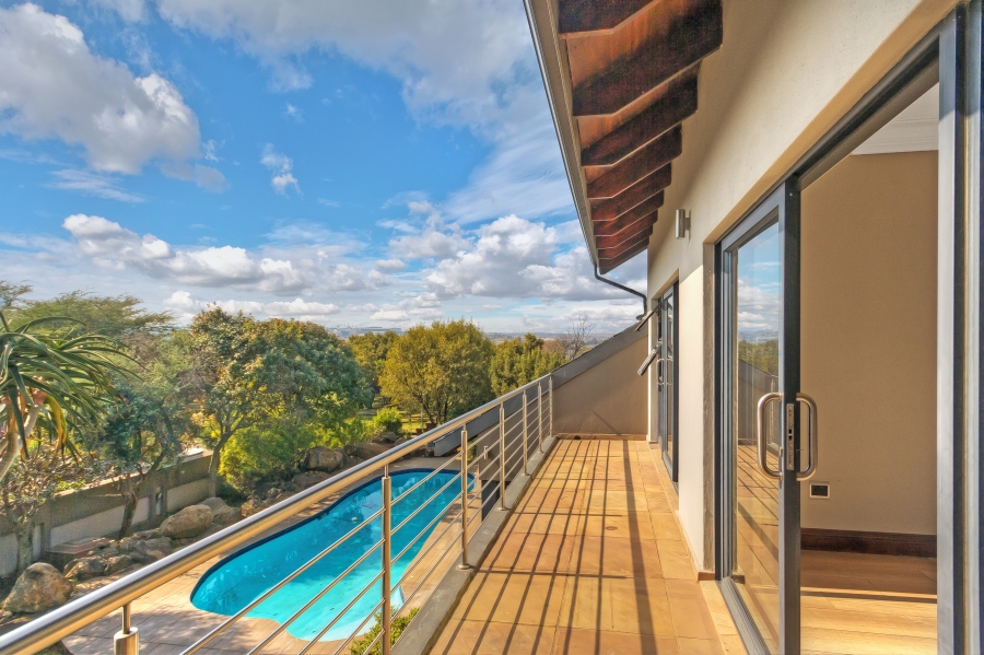 5 Bedroom Property for Sale in Waterfall Country Estate Gauteng