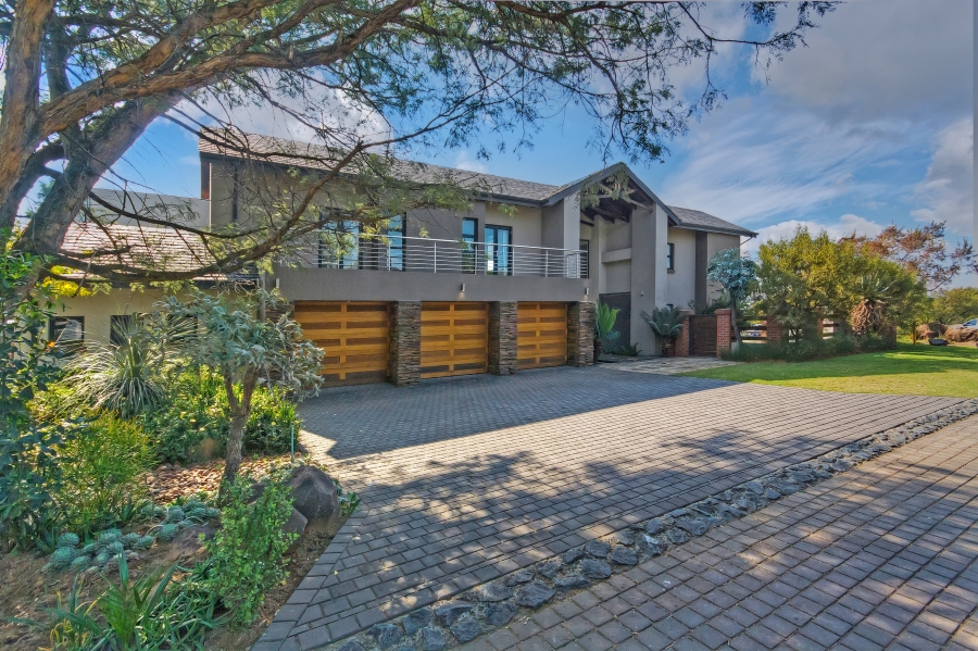 5 Bedroom Property for Sale in Waterfall Country Estate Gauteng