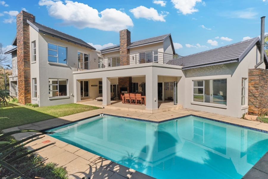 6 Bedroom Property for Sale in Woodmead Gauteng