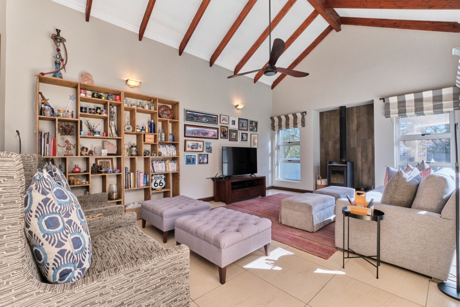 6 Bedroom Property for Sale in Woodmead Gauteng
