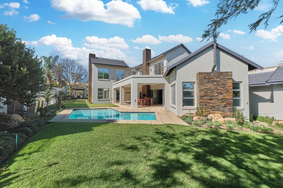 6 Bedroom Property for Sale in Woodmead Gauteng