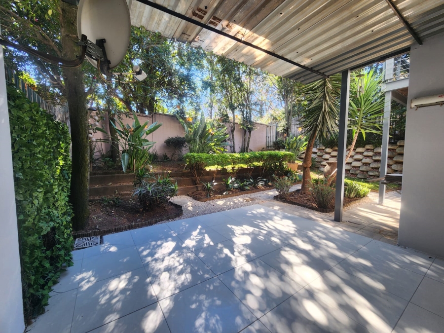 2 Bedroom Property for Sale in Douglasdale Gauteng
