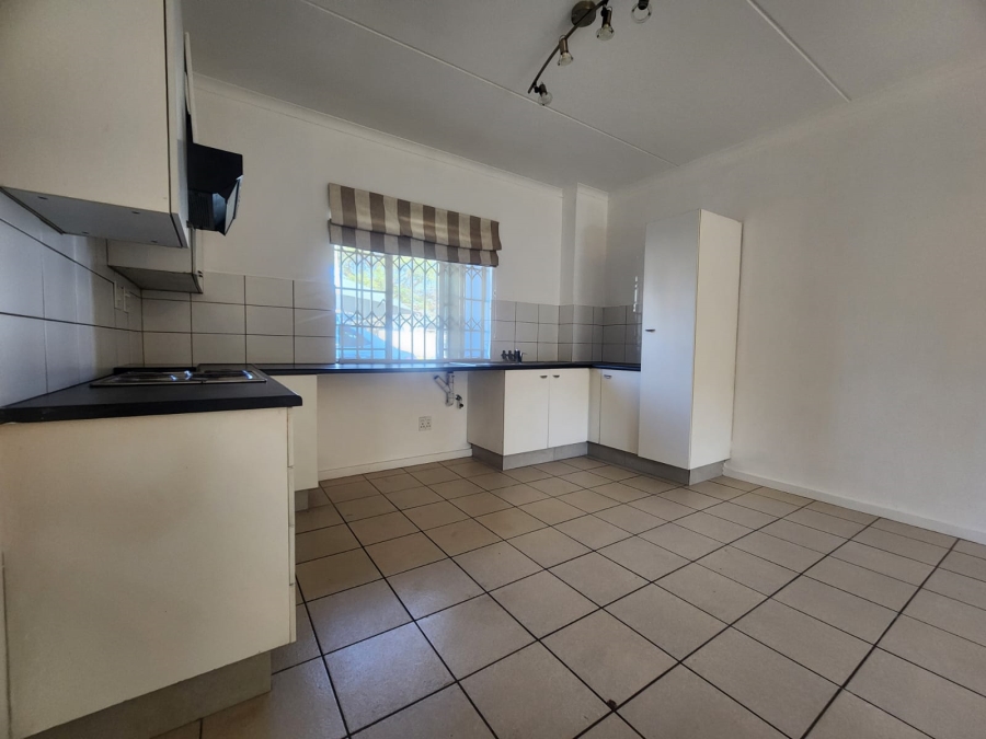 2 Bedroom Property for Sale in Douglasdale Gauteng