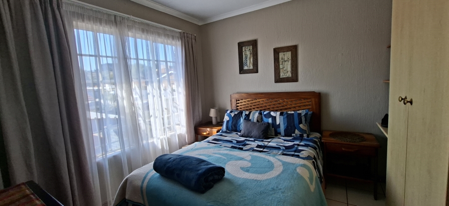 2 Bedroom Property for Sale in Noordheuwel Gauteng