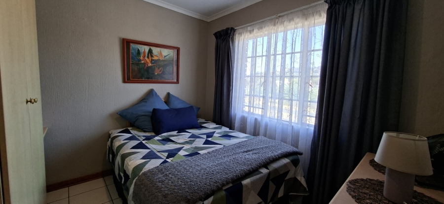 2 Bedroom Property for Sale in Noordheuwel Gauteng