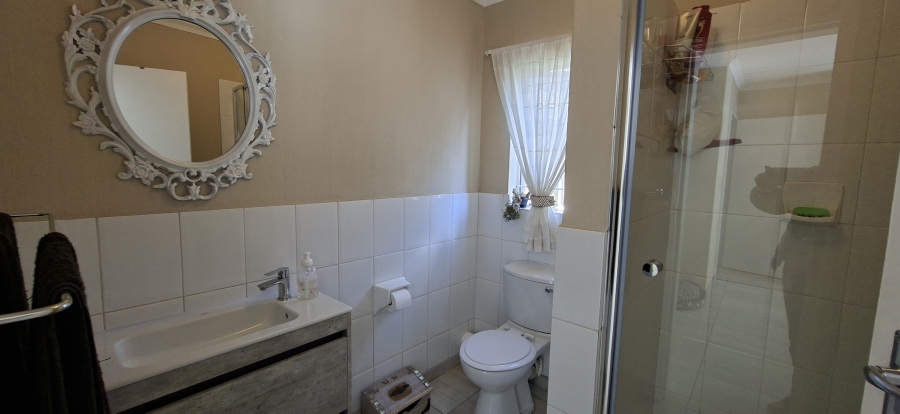 3 Bedroom Property for Sale in Noordheuwel Gauteng