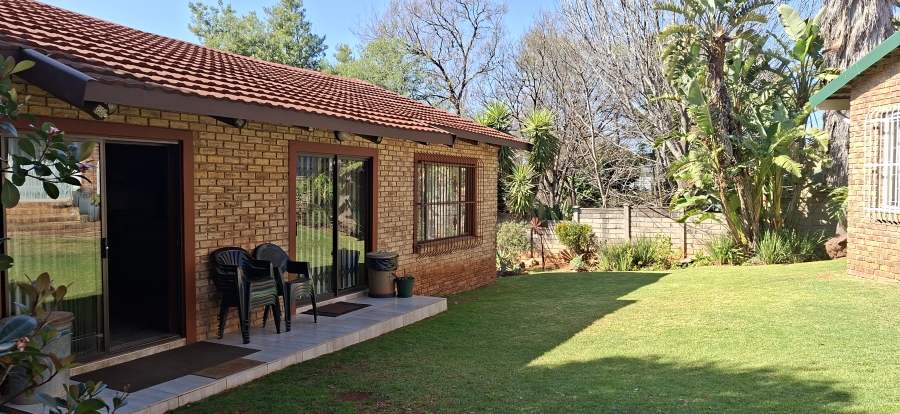 3 Bedroom Property for Sale in Noordheuwel Gauteng
