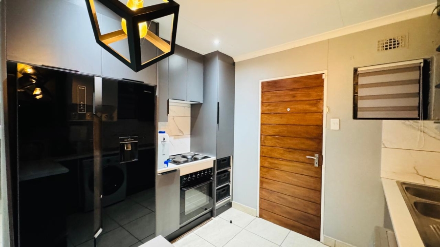 3 Bedroom Property for Sale in Mindalore Gauteng