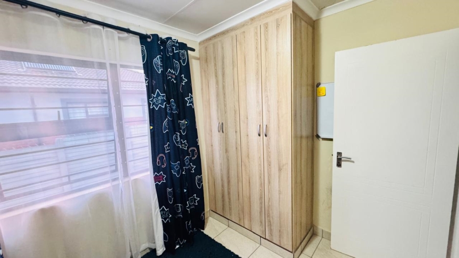 3 Bedroom Property for Sale in Mindalore Gauteng