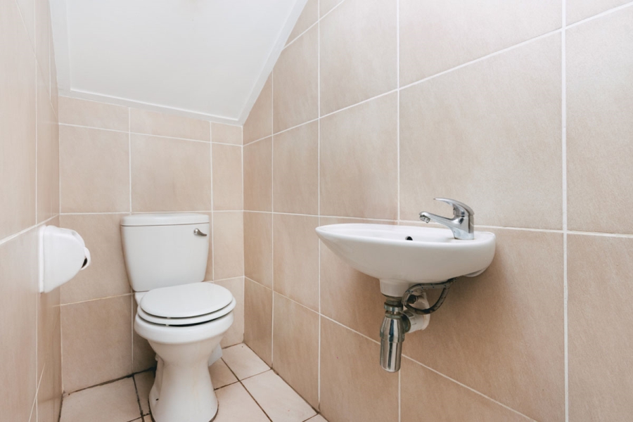 3 Bedroom Property for Sale in Wilgeheuwel Gauteng