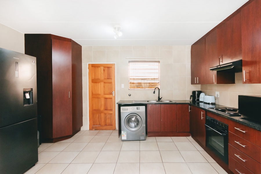3 Bedroom Property for Sale in Wilgeheuwel Gauteng