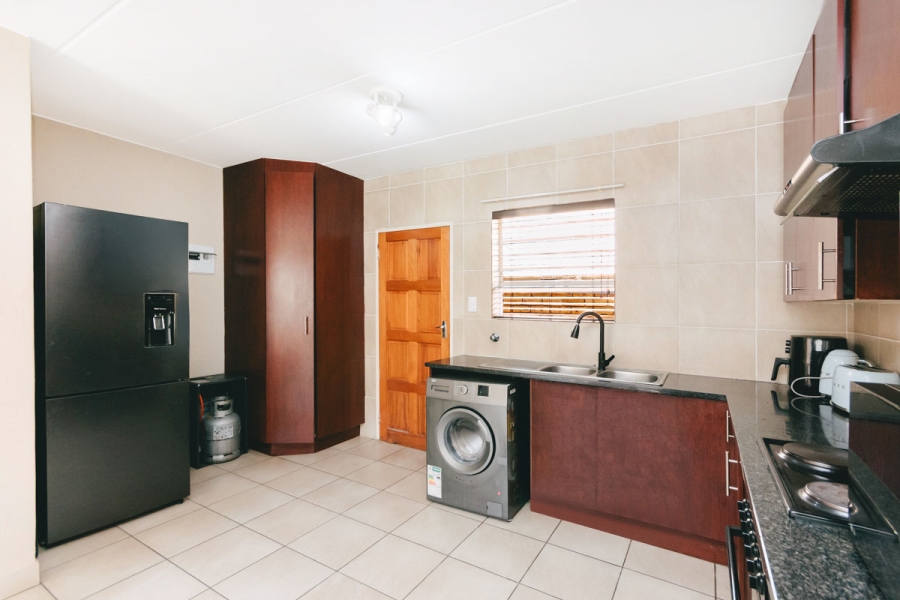 3 Bedroom Property for Sale in Wilgeheuwel Gauteng