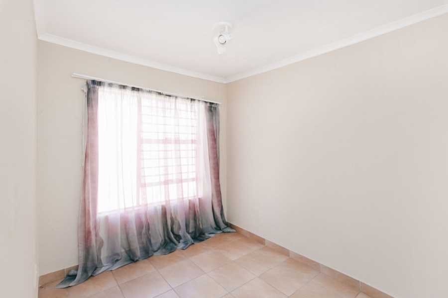 3 Bedroom Property for Sale in Wilgeheuwel Gauteng