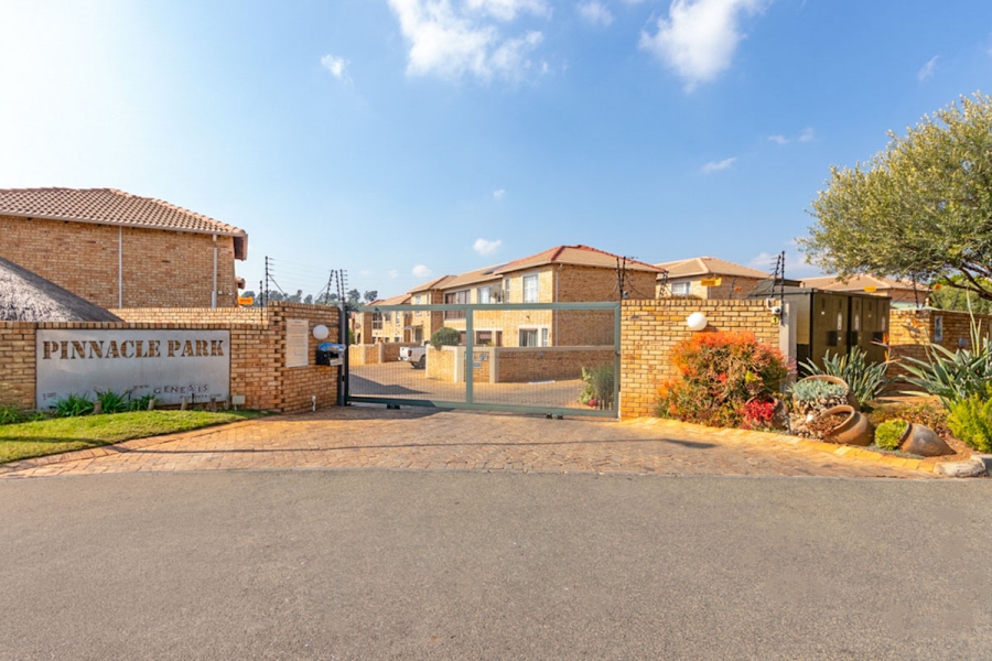 3 Bedroom Property for Sale in Wilgeheuwel Gauteng