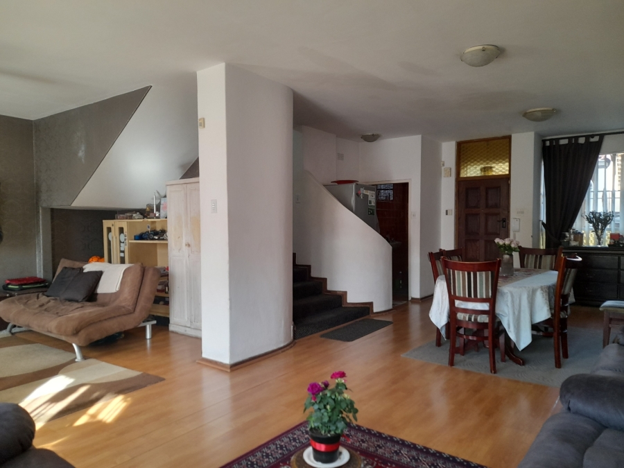 3 Bedroom Property for Sale in Ridgeway Gauteng