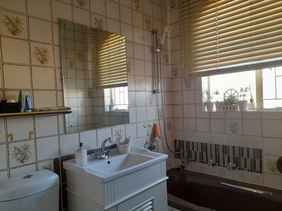 3 Bedroom Property for Sale in Ridgeway Gauteng