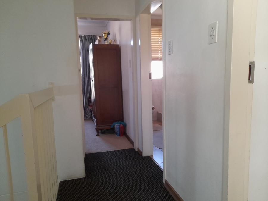3 Bedroom Property for Sale in Ridgeway Gauteng