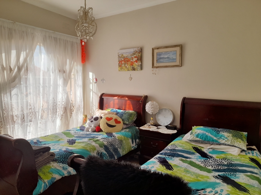 3 Bedroom Property for Sale in Ridgeway Gauteng