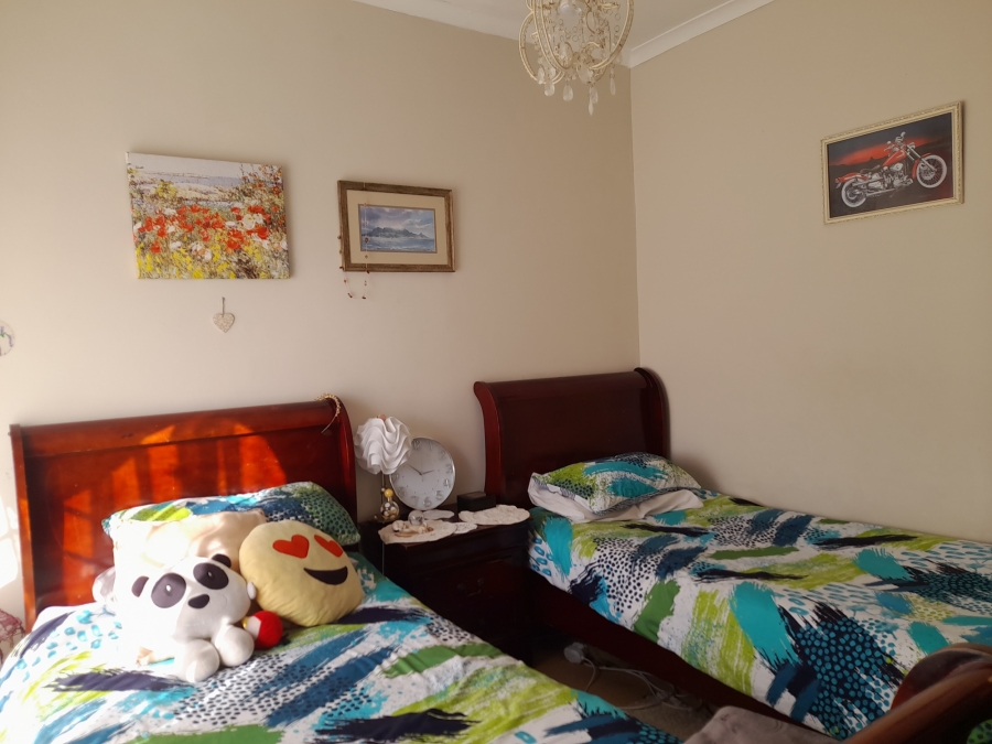 3 Bedroom Property for Sale in Ridgeway Gauteng