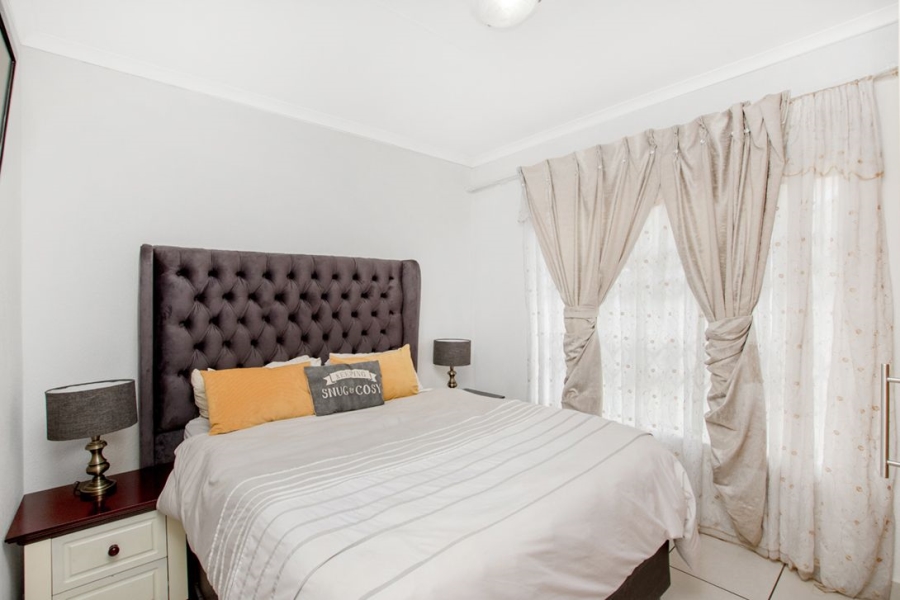 To Let 3 Bedroom Property for Rent in Groblerpark Gauteng