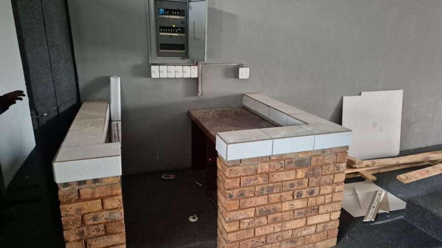 To Let Commercial Property for Rent in Minnebron Gauteng