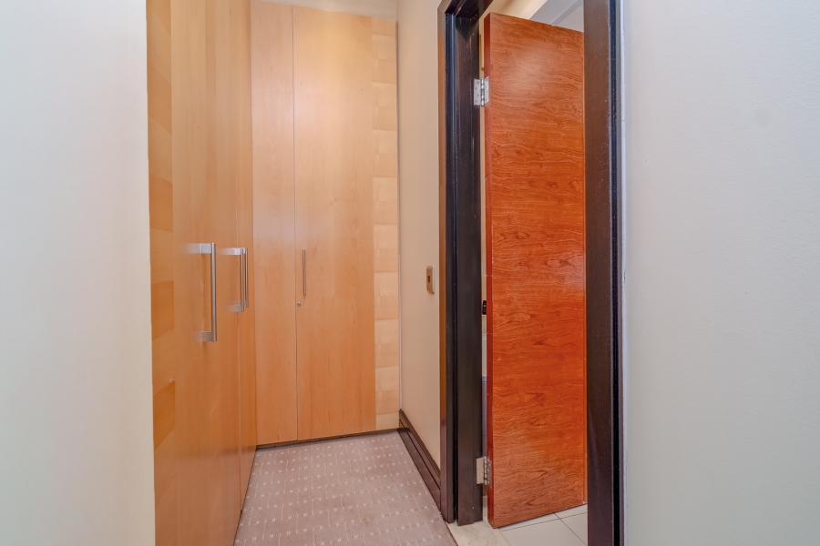1 Bedroom Property for Sale in Morningside Gauteng