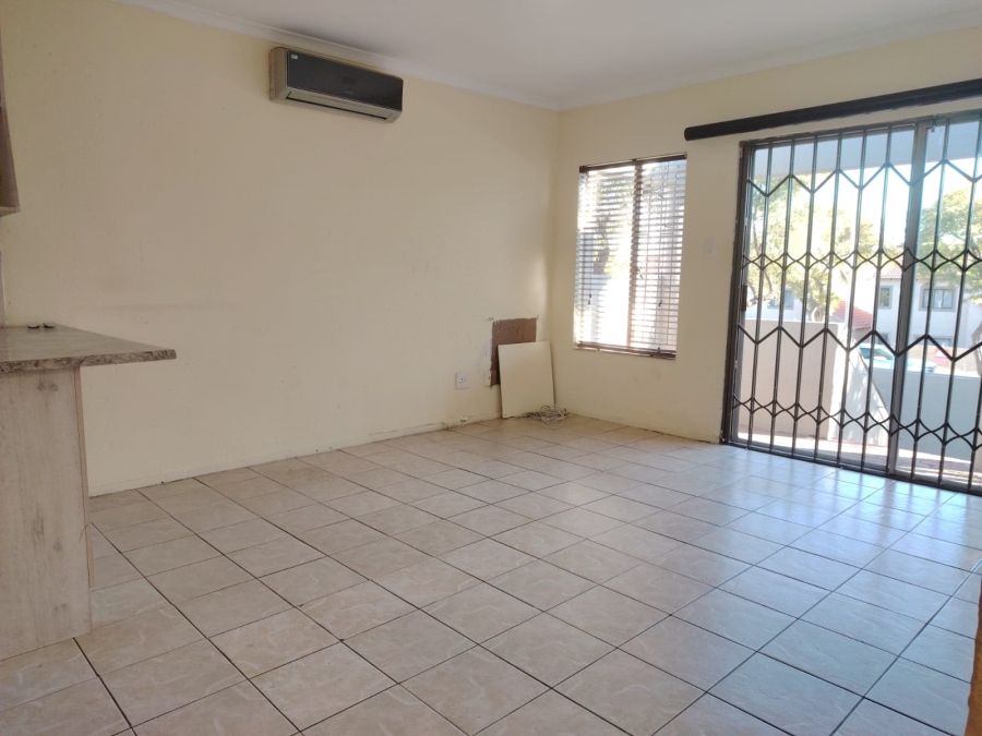 1 Bedroom Property for Sale in Halfway Gardens Gauteng