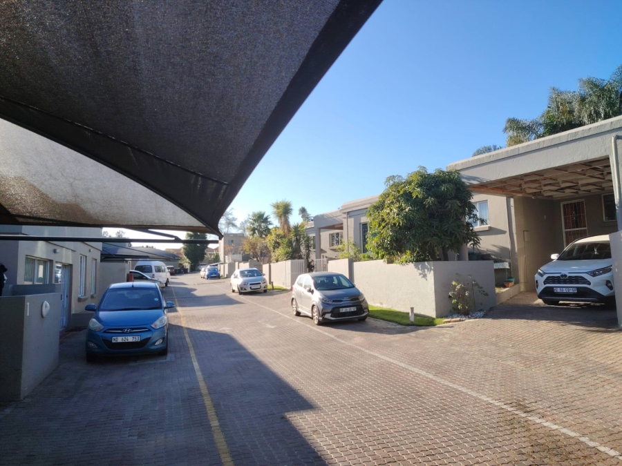 1 Bedroom Property for Sale in Halfway Gardens Gauteng