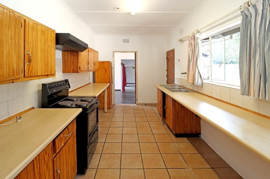 To Let 4 Bedroom Property for Rent in Lyndhurst Gauteng