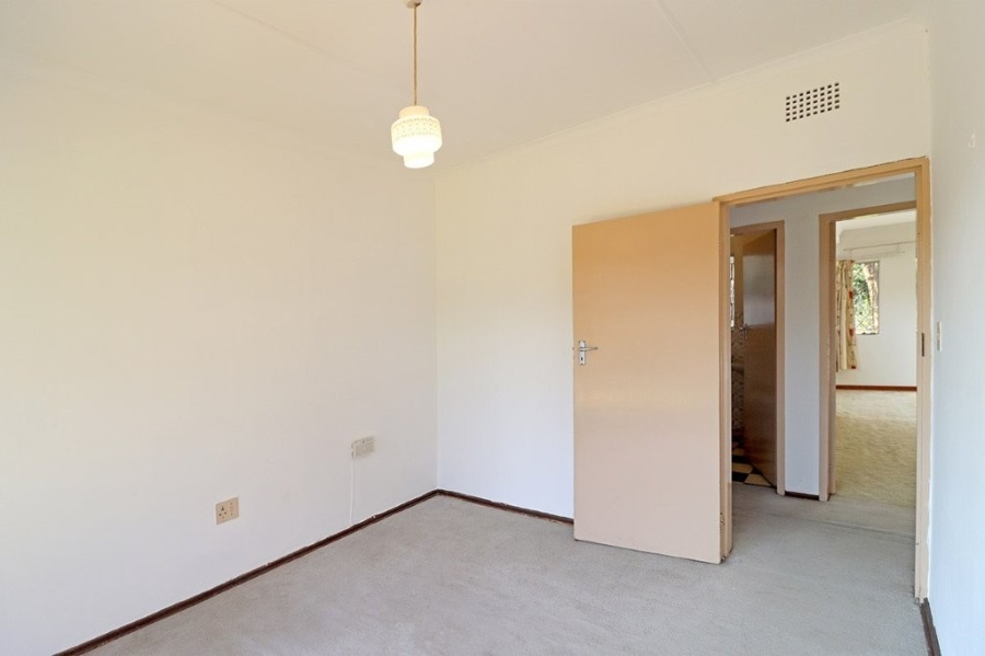 To Let 4 Bedroom Property for Rent in Lyndhurst Gauteng