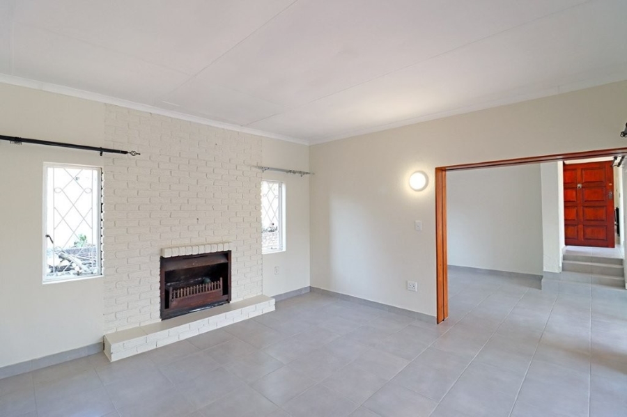 To Let 4 Bedroom Property for Rent in Lyndhurst Gauteng
