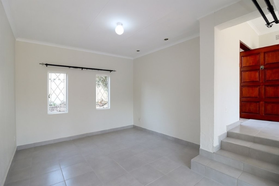 To Let 4 Bedroom Property for Rent in Lyndhurst Gauteng