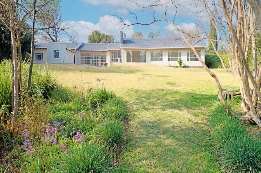 To Let 4 Bedroom Property for Rent in Lyndhurst Gauteng