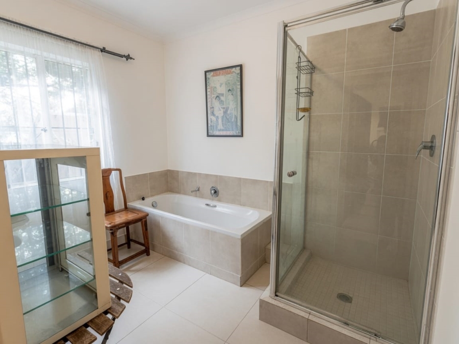 1 Bedroom Property for Sale in Linden Gauteng
