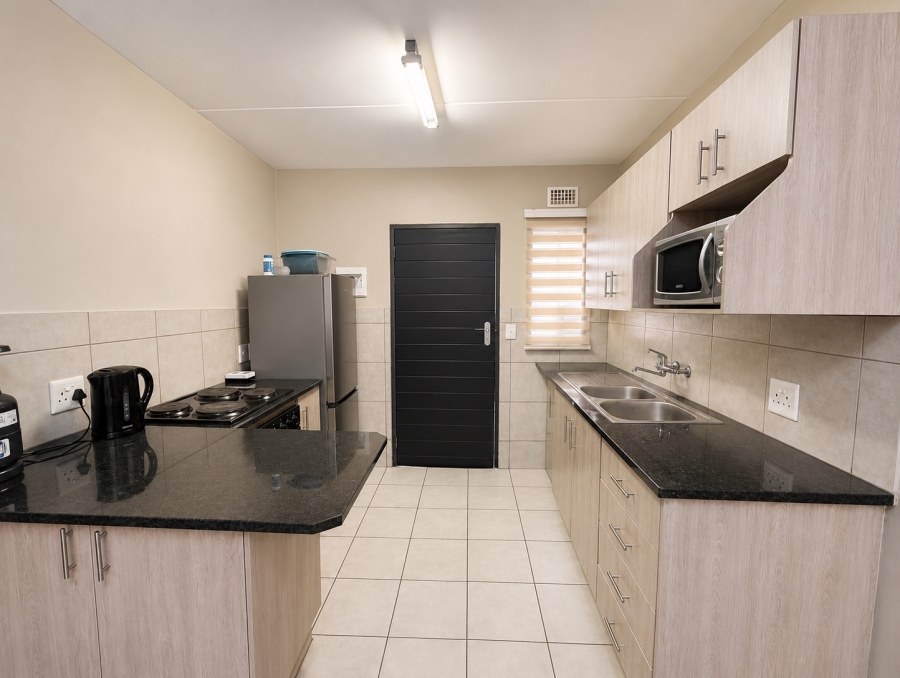 2 Bedroom Property for Sale in Heuweloord Gauteng