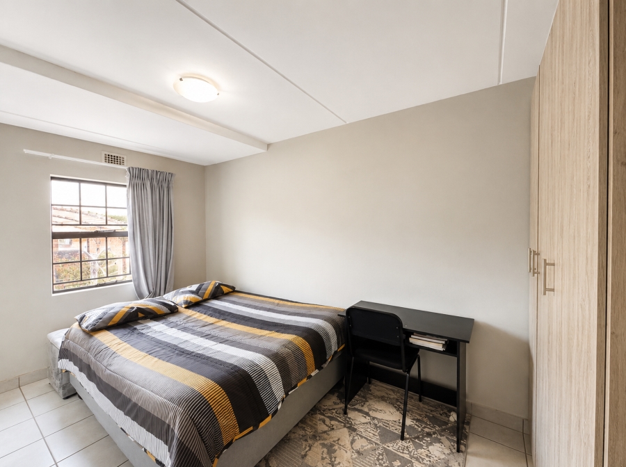 2 Bedroom Property for Sale in Heuweloord Gauteng