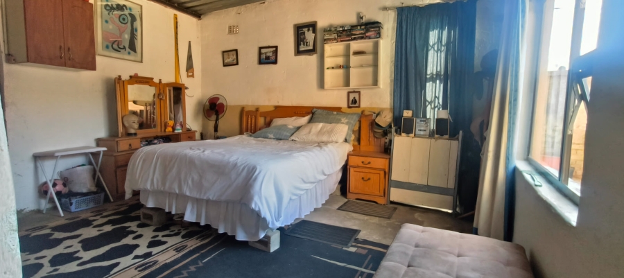2 Bedroom Property for Sale in Tshepisong Gauteng