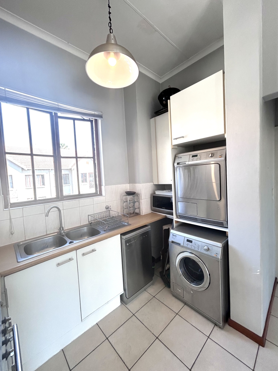 To Let 1 Bedroom Property for Rent in Killarney Gauteng