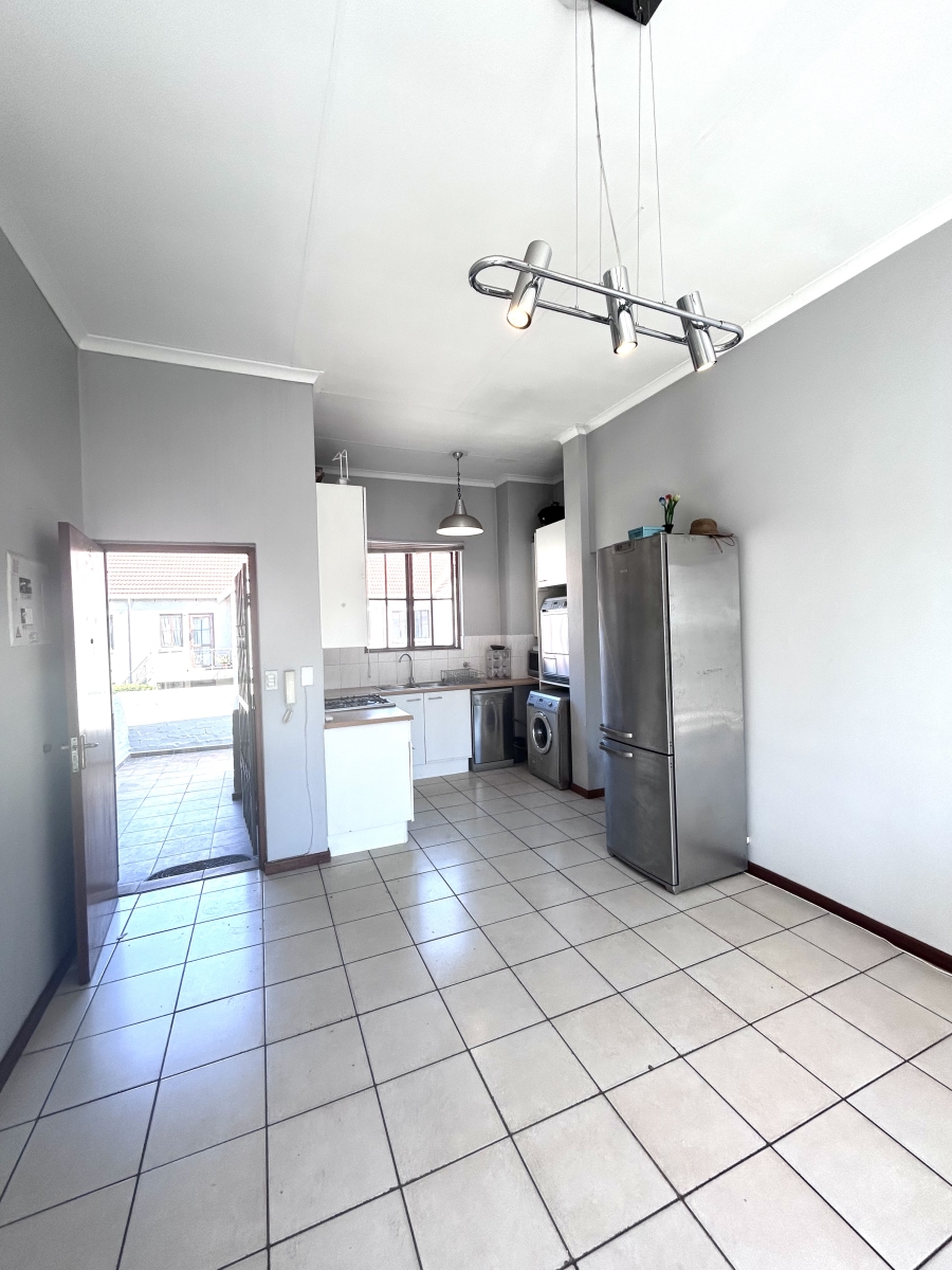 To Let 1 Bedroom Property for Rent in Killarney Gauteng